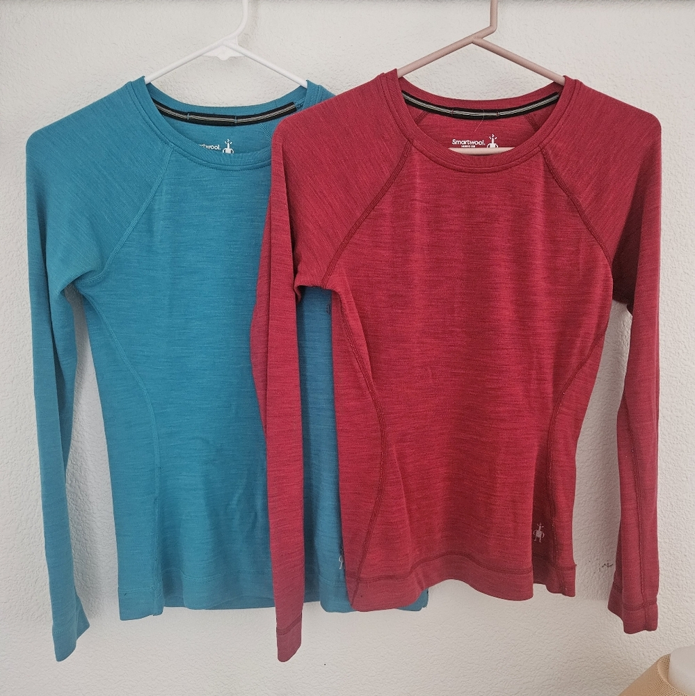 2 XS Smartwool Base Layer Long Sleeve Top
